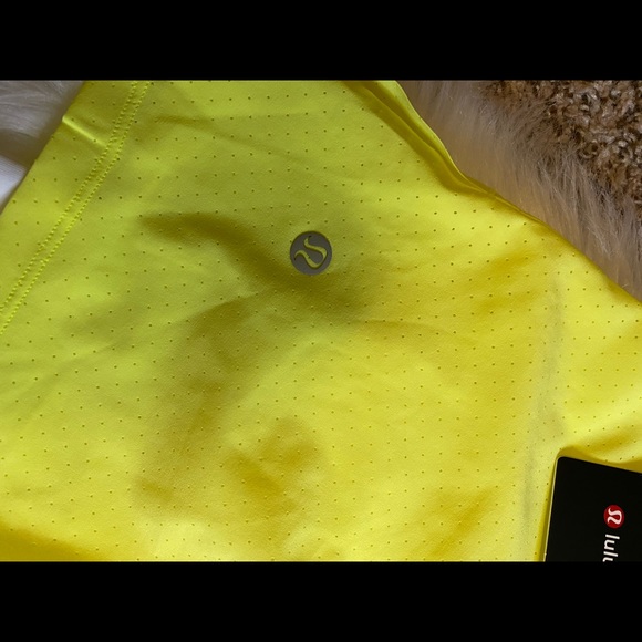 Lululemon vented tennis shorts 6” Men’s - Picture 9 of 12